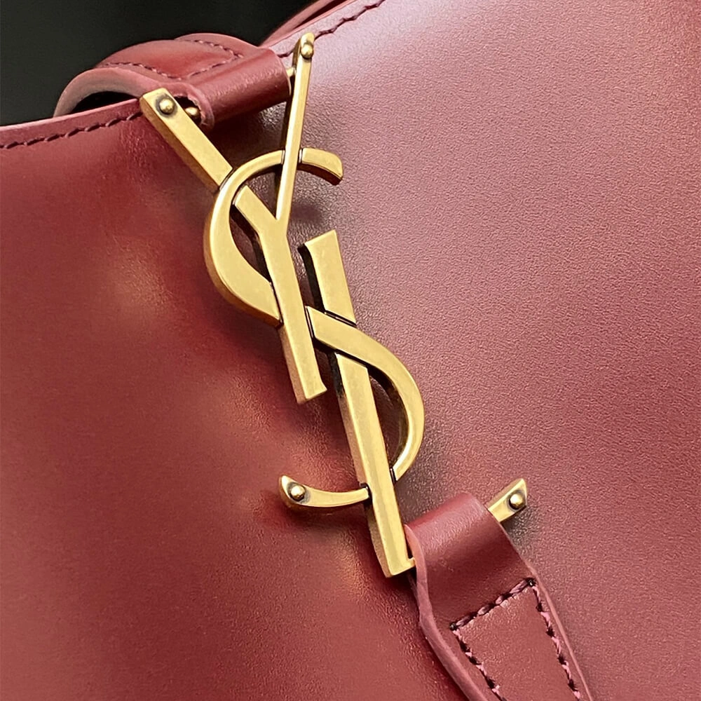 ComfortFit YSL LE 37 small in shiny leather 2607