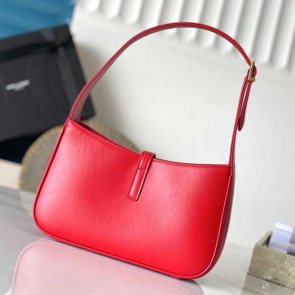YSL LE 5 A 7 HOBO BAG IN SMOOTH LEATHER FastDry 2684