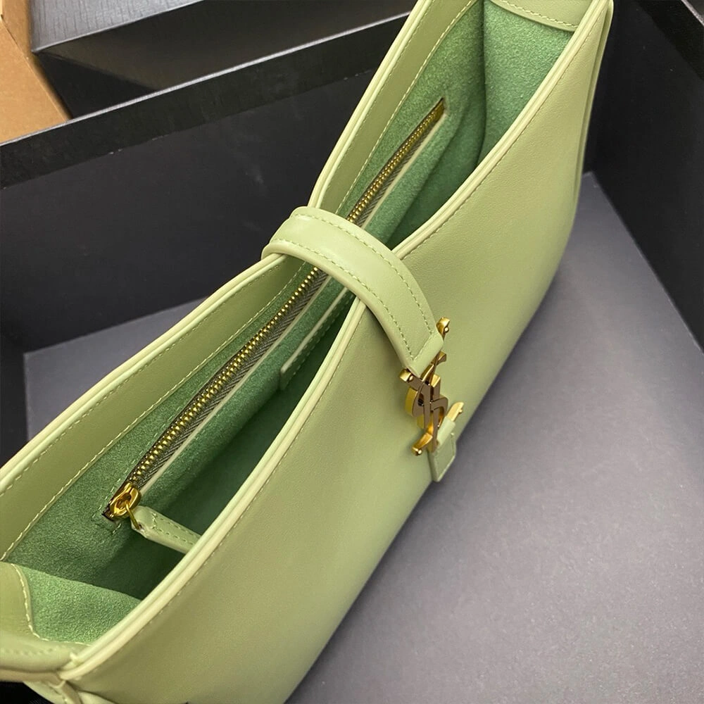 ZeroBulk YSL LE 5 A 7 HOBO BAG IN SMOOTH LEATHER 2655