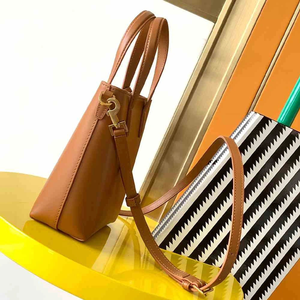 YSL Mini Toy SHOPPING SAINT LAURENT in box leather RelaxedFit 2674