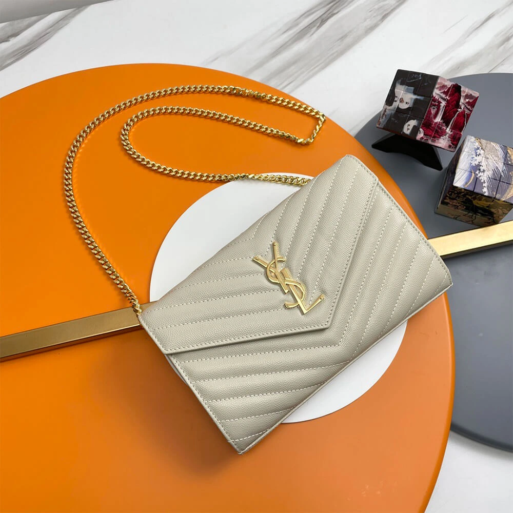 Lightweight YSL NIKI medium in grained lambskin 2745