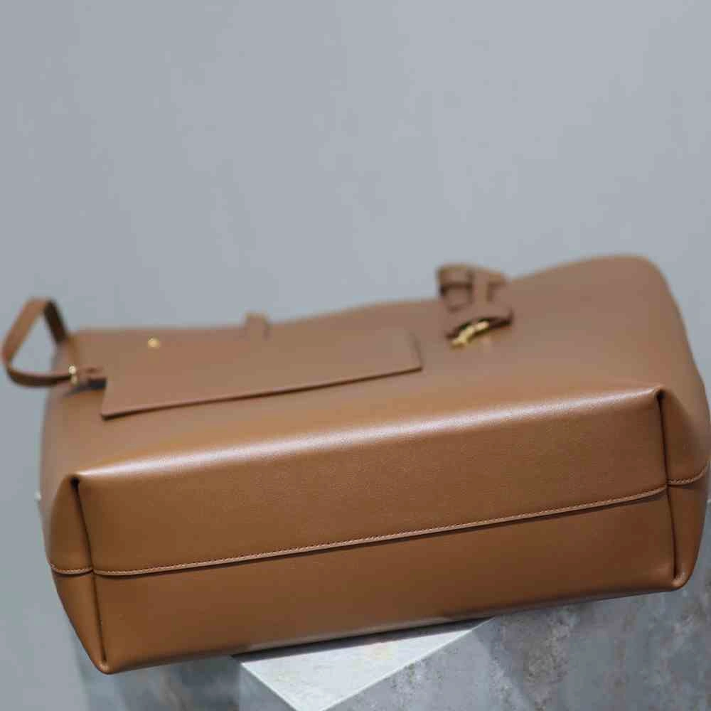 ModernLook YSL SHOPPING SAINT LAURENT IN LEATHER 2678