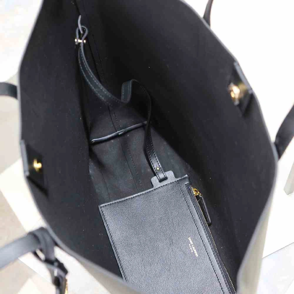 Cozy YSL SHOPPING SAINT LAURENT IN LEATHER 2590