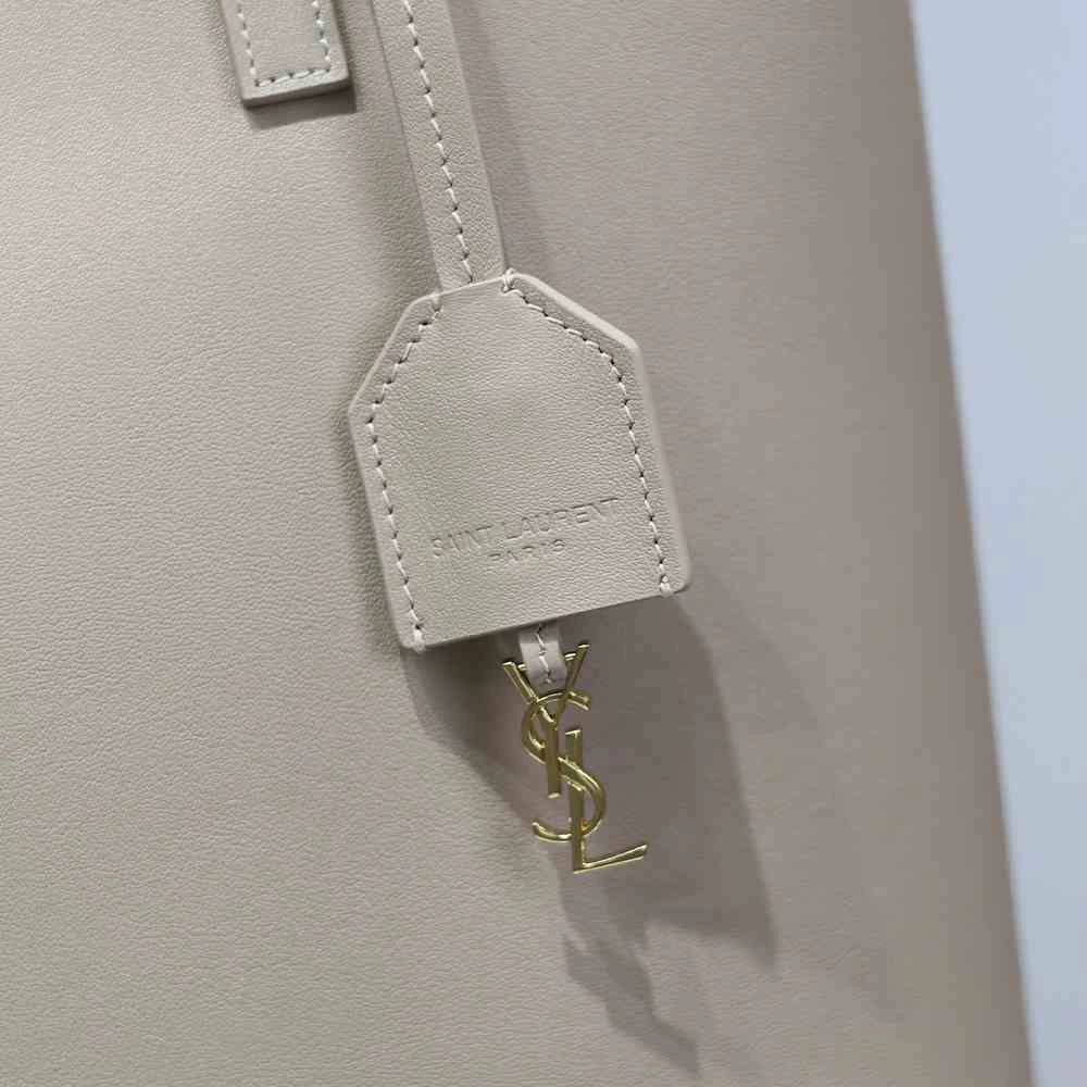 ComfortFit YSL SHOPPING SAINT LAURENT TOY IN LEATHER 2695