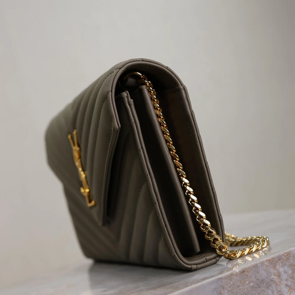 MoistureWicking YSL cassandre chain wallet in lambskin 2659
