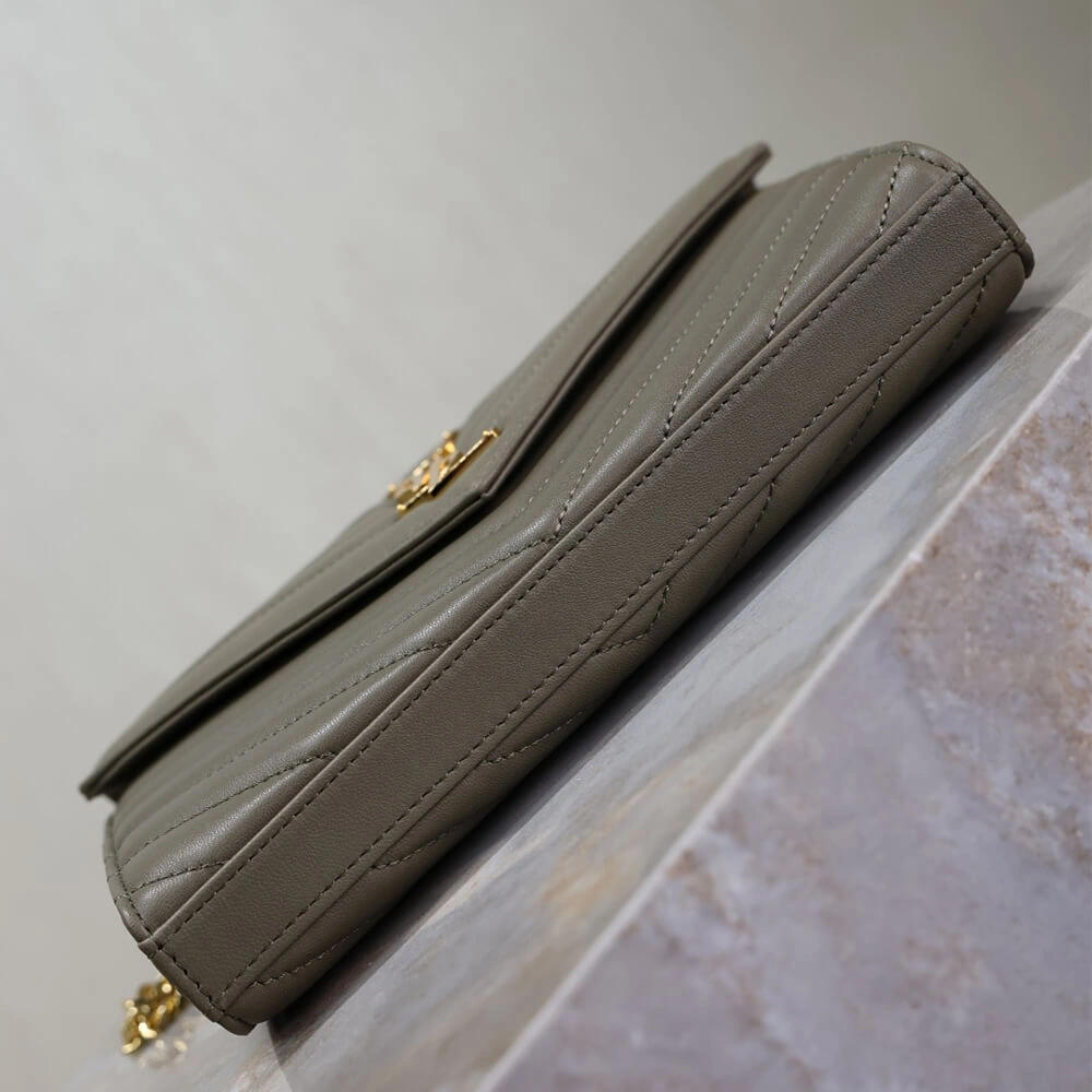 MoistureWicking YSL cassandre chain wallet in lambskin 2659