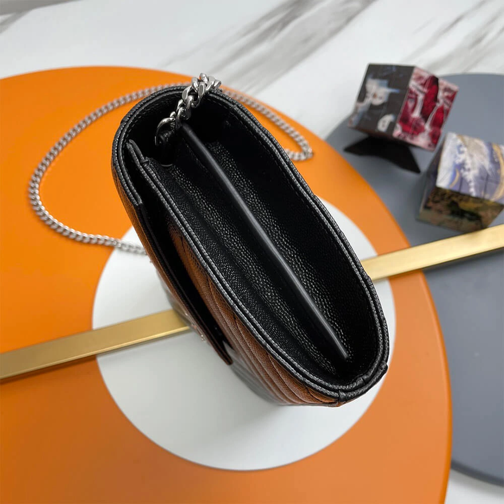Sleek YSL classic cassandre chain wallet in grain de poudre leather 2742