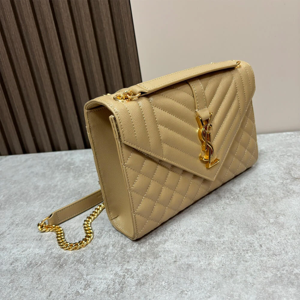YSL envelope medium in grained leather WellDesigned 2722