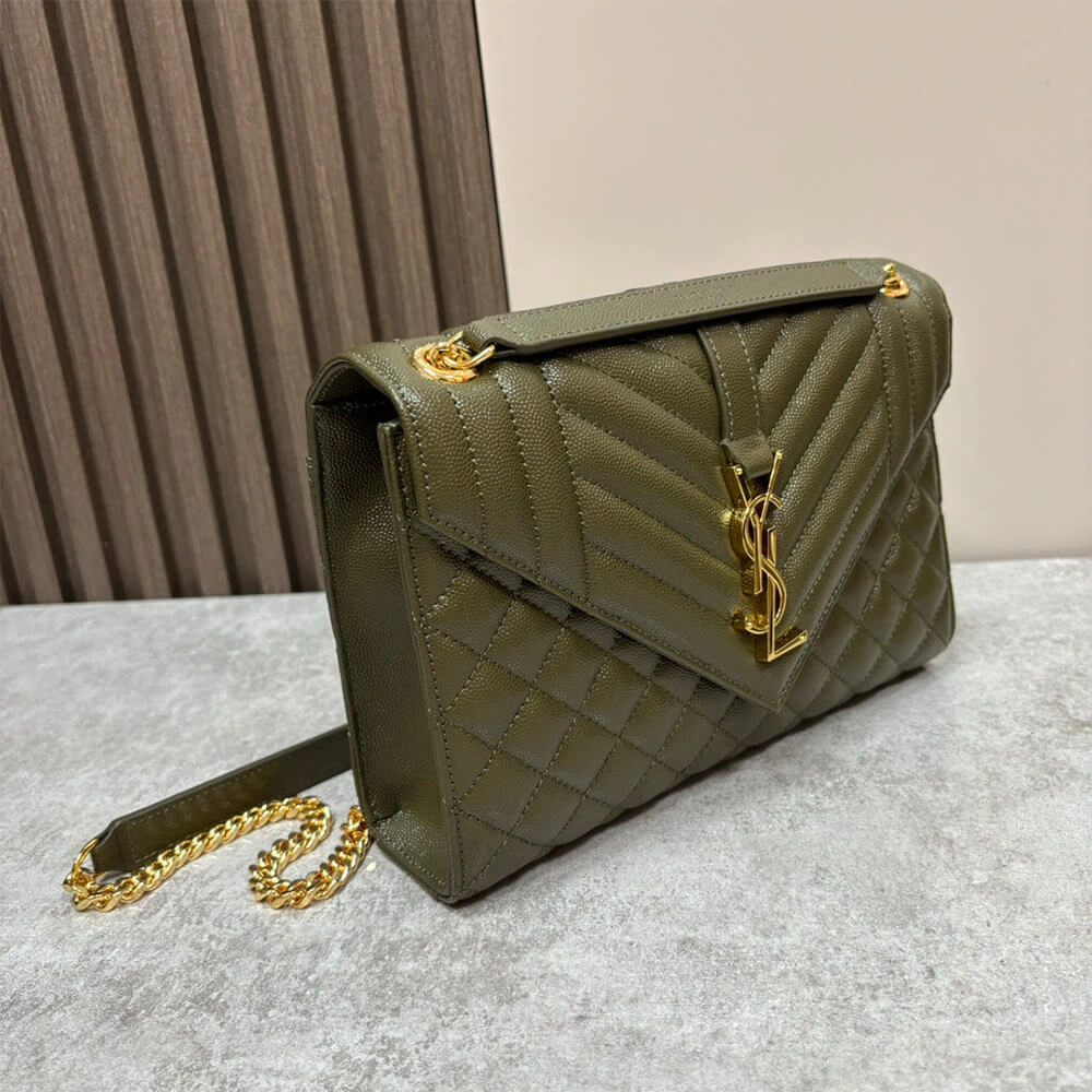 YSL envelope medium in grained leather TravelReady 2731