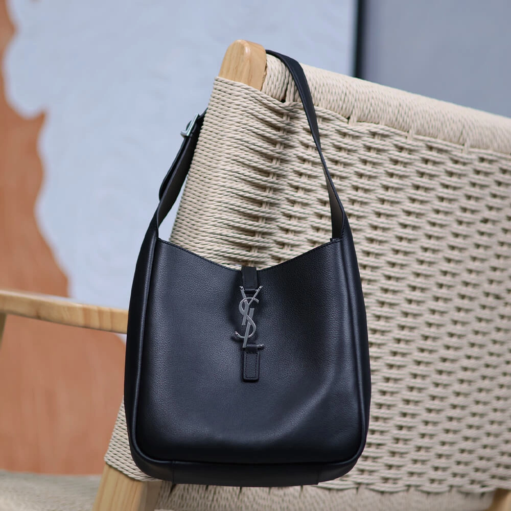 Neat YSL le 5 à 7 supple small in grained leather(HIGH-END GRADE) 2811