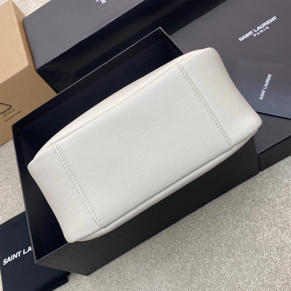 Sophisticated YSL le 5 a 7 supple small 2819