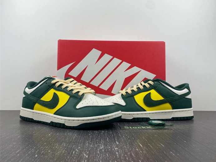 1077 Nike Dunk Low SE Noble Green FD0350- SmartChoice 1814