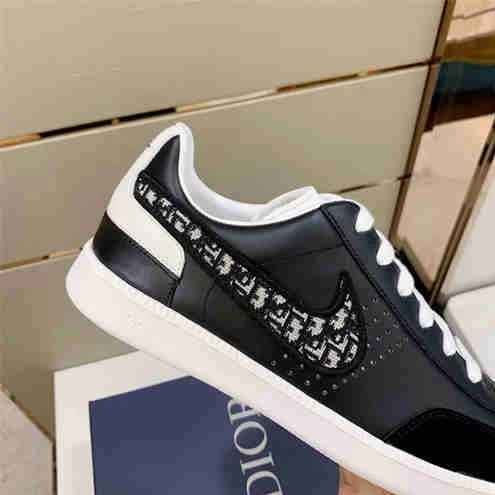 1207 DR Sneaker StreetReady 1628
