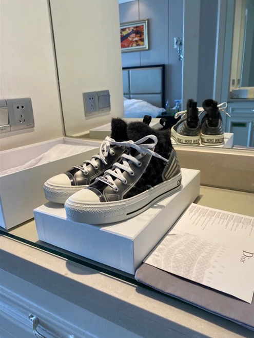 1451 DR Sneaker StreetReady 1696