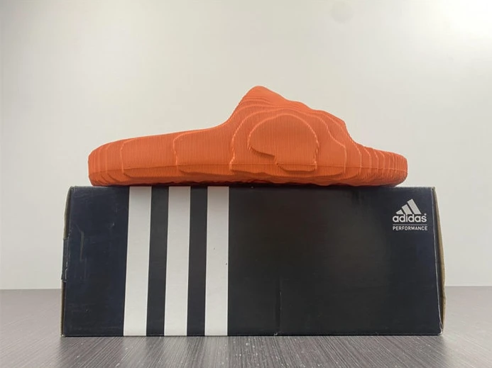 1453 ADIDAS New Colleettion StreetReady 3050