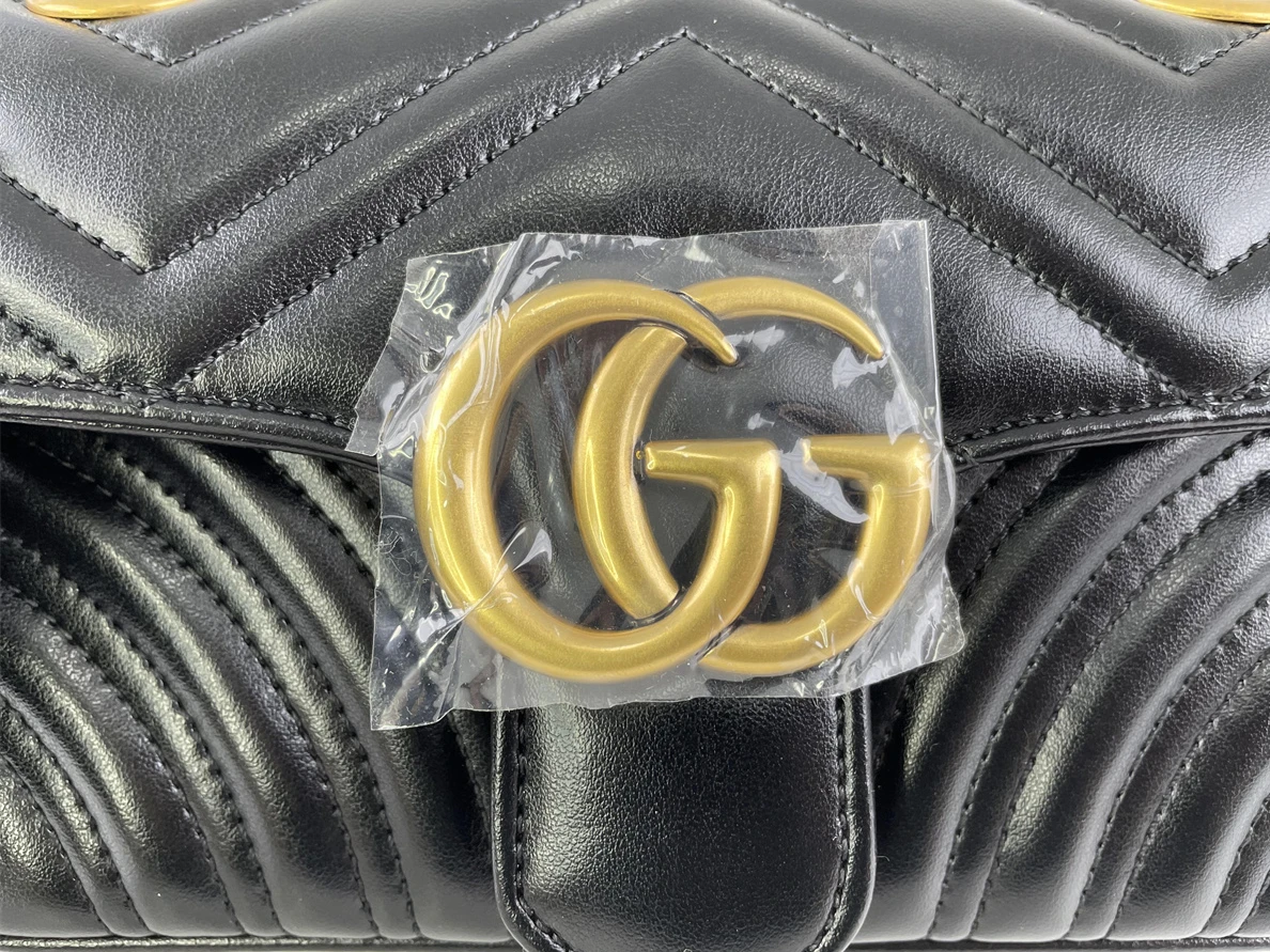 1457 GUCCI Black Marmont bag, (with soft real leather) , 18 x 15 x8 cm EasyMatch 84
