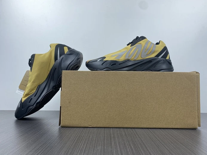1459 adidas Yeezy Boost 700 MNVN Honey Flux GZ Affordable 3018