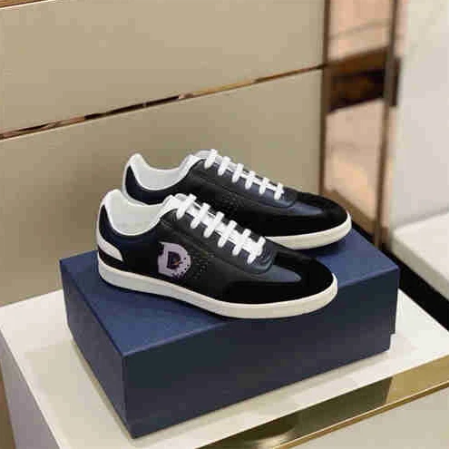 1618 DR Sneaker GoAnywhere 1623