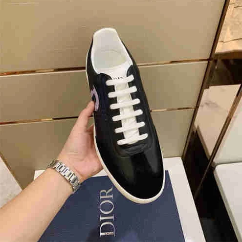 1618 DR Sneaker GoAnywhere 1623