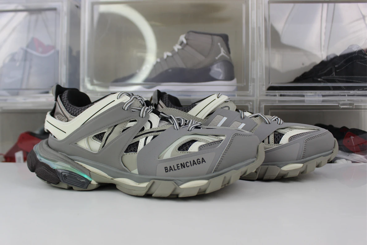 1624 Balenciaga Track Grey LED SportInspired 3417
