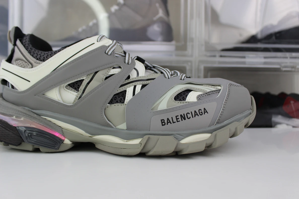 1624 Balenciaga Track Grey LED SportInspired 3417