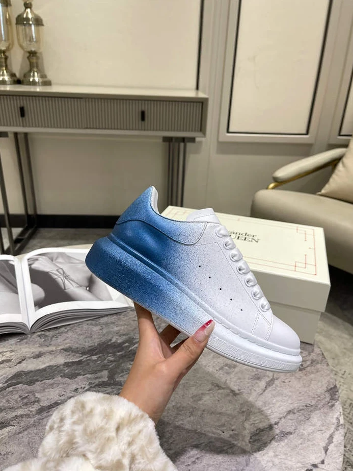 185 Alexander McQueen Oversized TopPick 1312