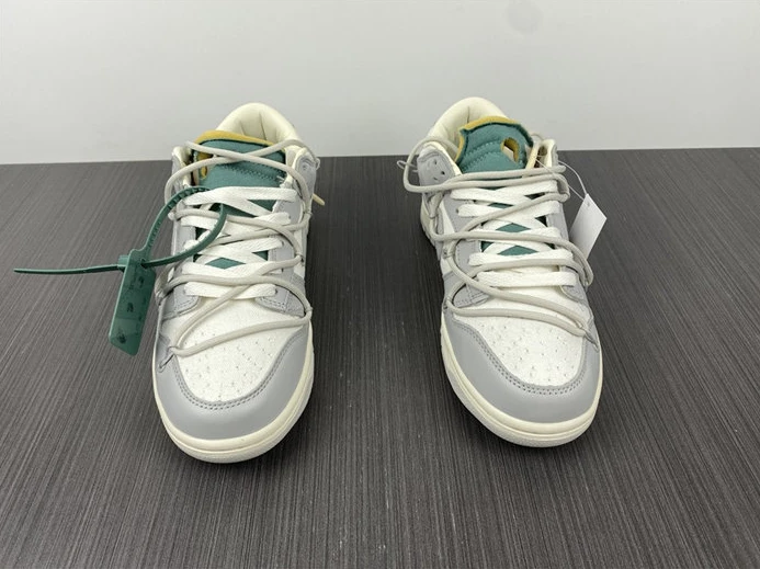 1858 Nike Dunk Low Off-White Lot 42 DM1602- StreetReady 2339