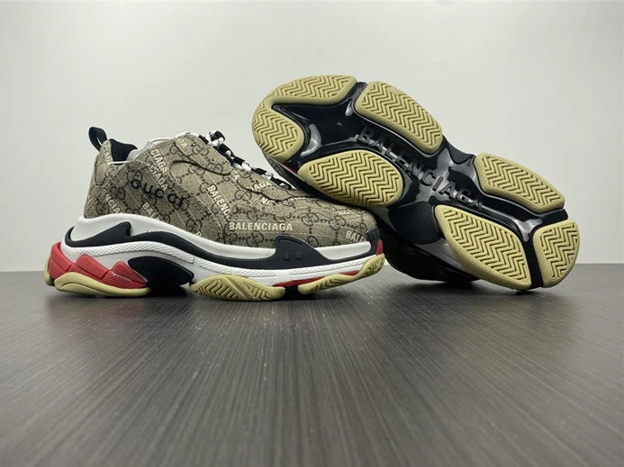 1886 Gucci x BLCG The Hacker Project Triple S Beige  677192 ULZ10 SportInspired 1704