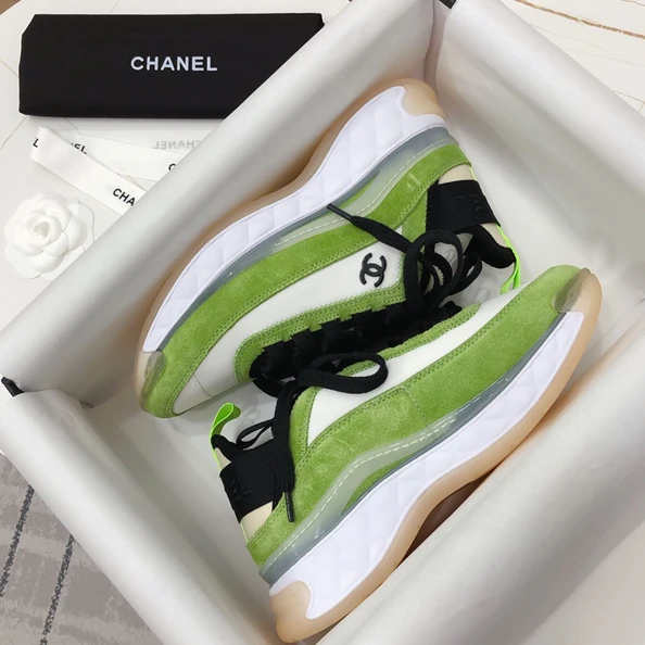 1996 Chanel Sneakers UrbanStyle 1294