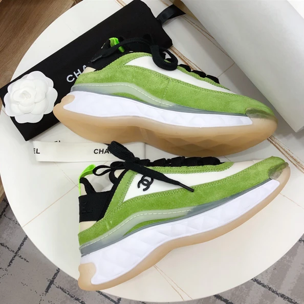 1996 Chanel Sneakers UrbanStyle 1294