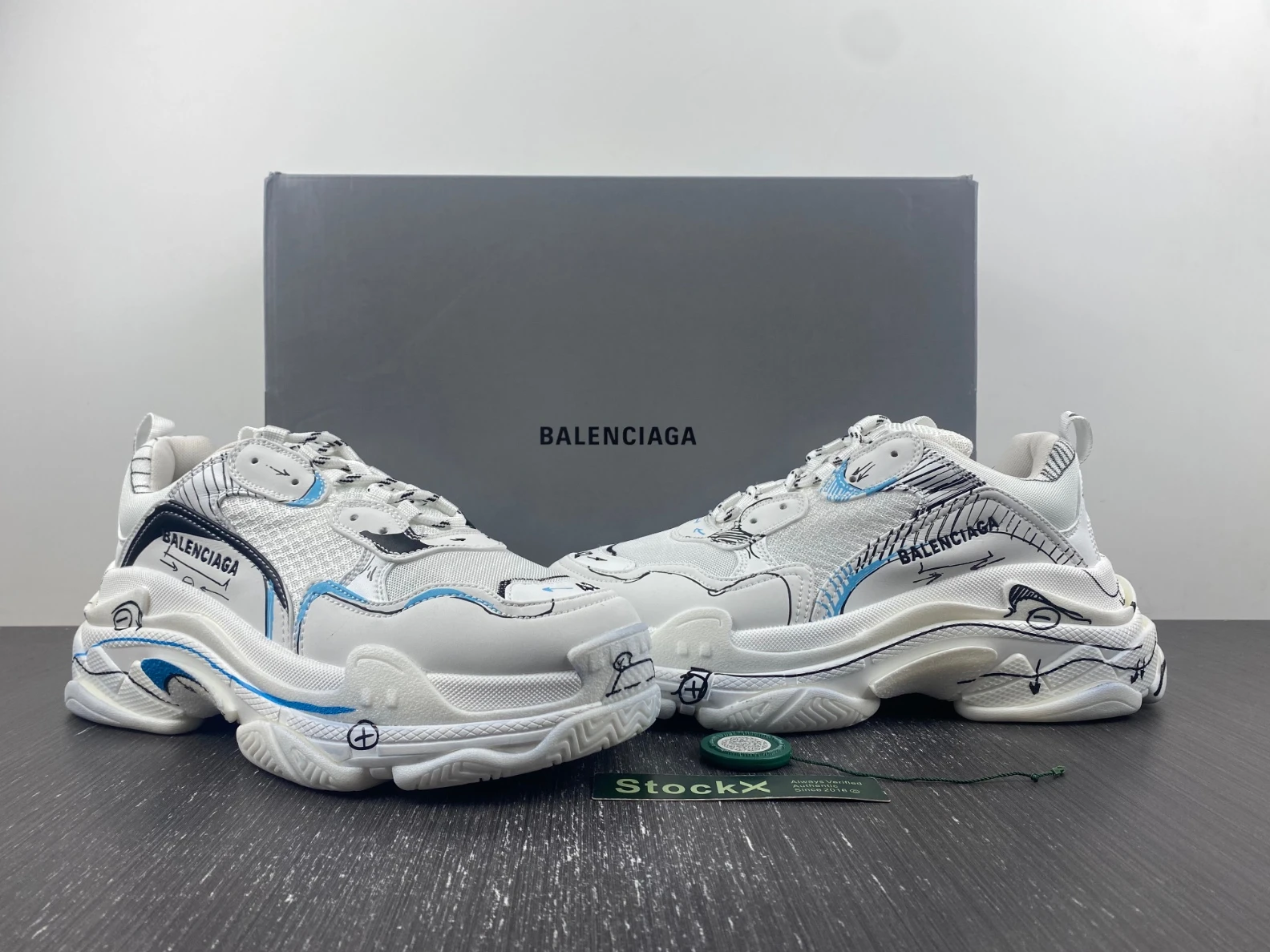 2147 BALENCIAGA 536737W3SRB DailyWear 3313