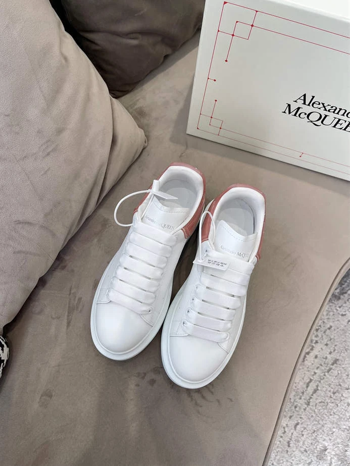 2279 Alexander McQueen Oversized WellDesigned 1328