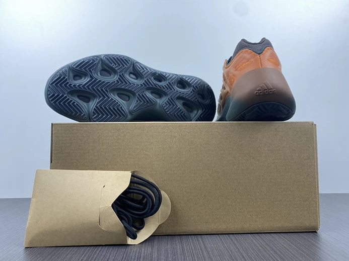 2391 adidas Yeezy 700 V3 Copper Fade GY StreetReady 3013