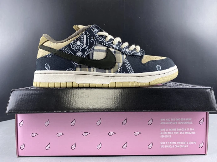 2464 Nike SB Dunk Low Travis Scott CT5053- WellDesigned 2150