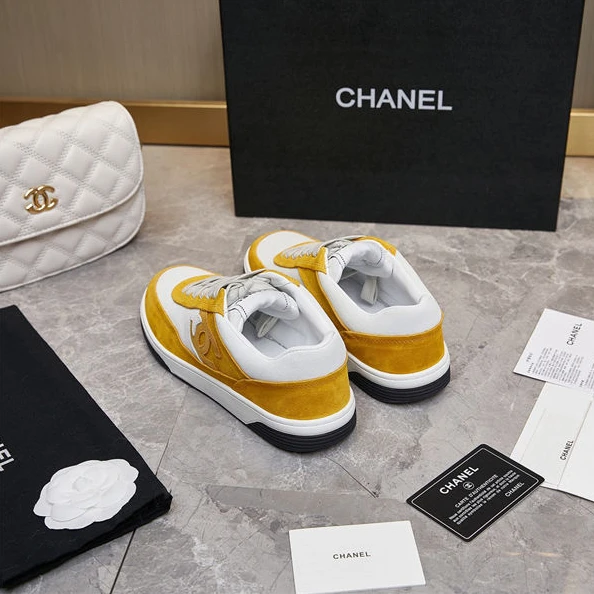2493 CHANEL HighQuality 1300