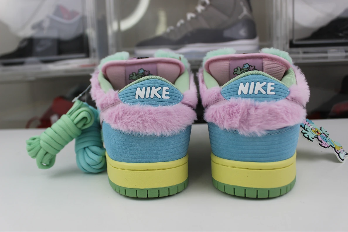 2799 Verdy x Nike SB Dunk Low “Visty” Comfortable 1712