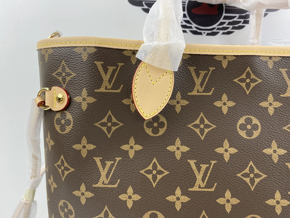 2876 LV NeverFull Red Inside out (32 x 29 x 17 cm) DailyWear 192