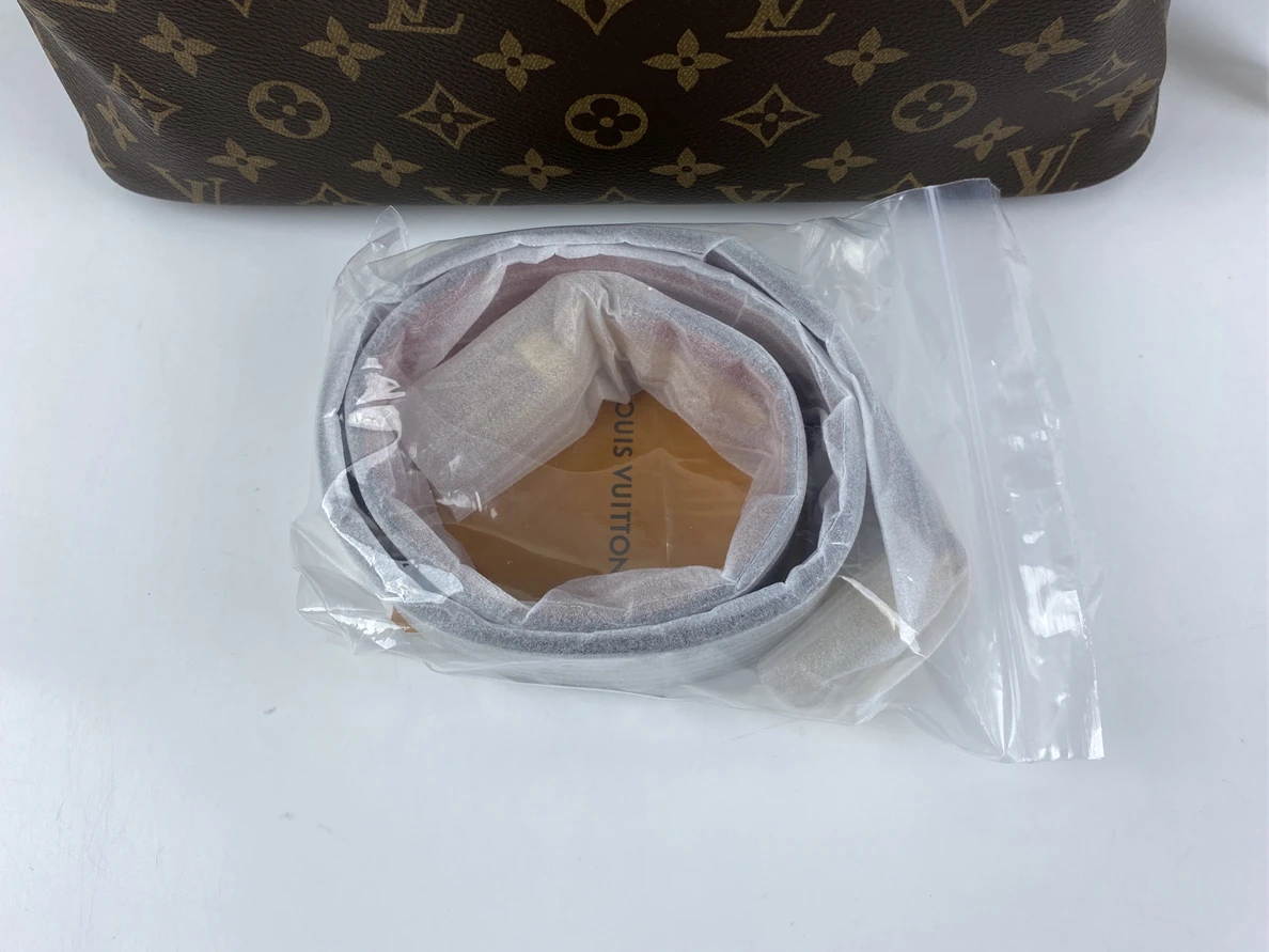2876 LV NeverFull Red Inside out (32 x 29 x 17 cm) DailyWear 192