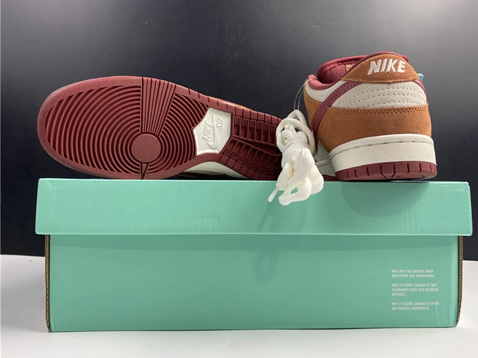2912 Nike SB Dunk Low Pro Dark Russet Cedar BQ6817- Fashionable 2178