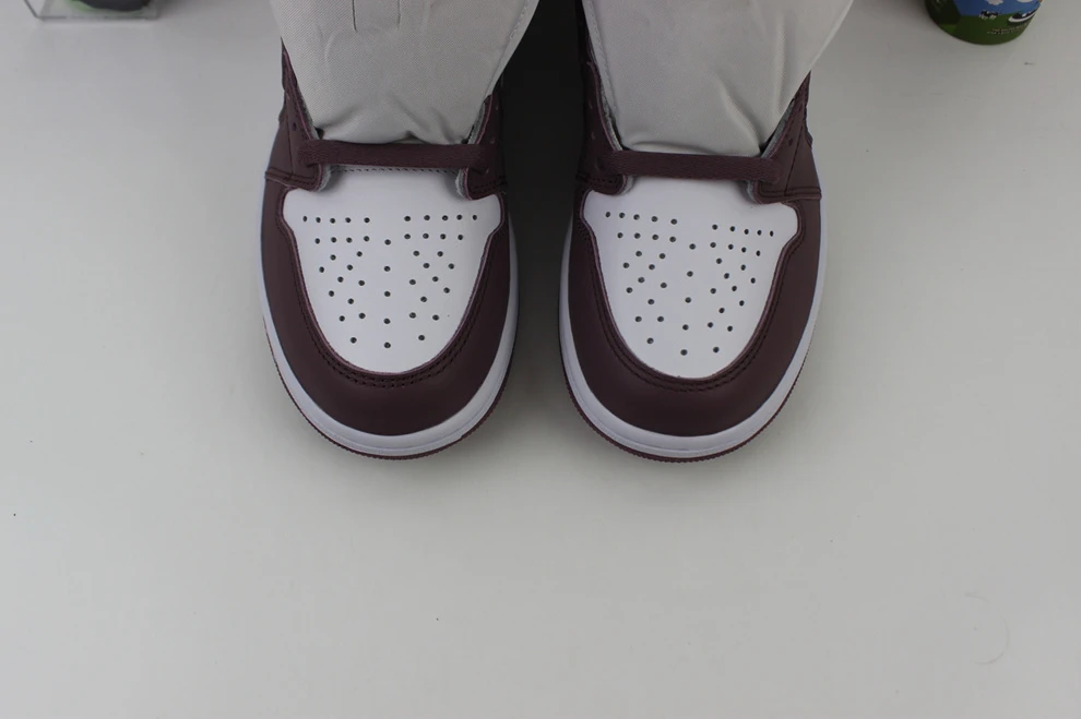 2940 Air Jordan 1 High OG “Mauve” AllSeason 396