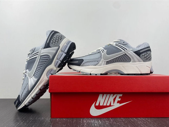 2968 NIKE Air Zoom Vomero 5 FD9919- TopPick 2765