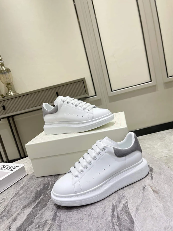 3357 Alexander McQueen Oversized Fashionable 1332