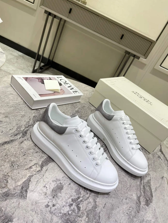 3357 Alexander McQueen Oversized Fashionable 1332