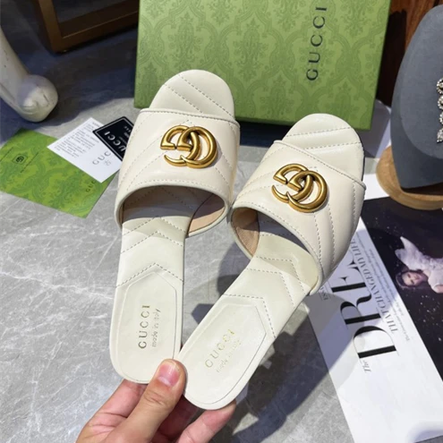 336 Gucci Slipper Fashionable 3087