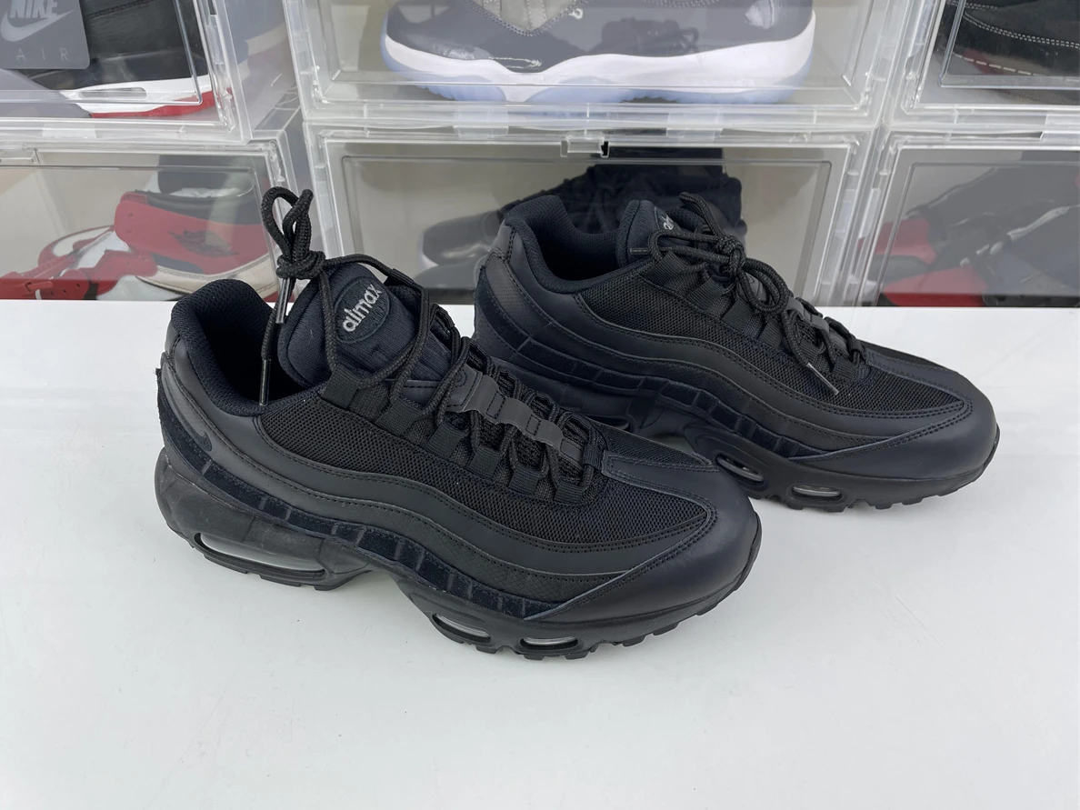 3683 Air Max 95 Essential 'Triple Black' SportInspired 2526