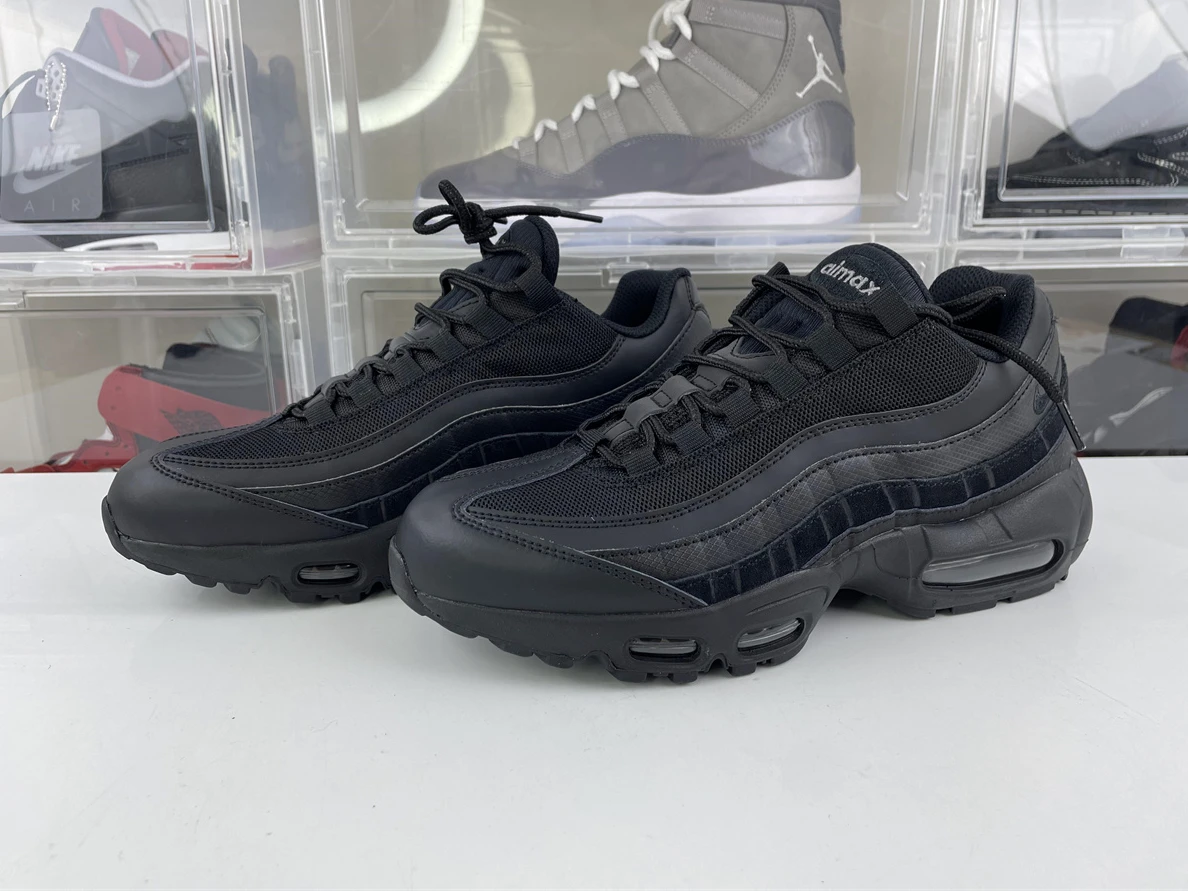 3683 Air Max 95 Essential 'Triple Black' SportInspired 2526