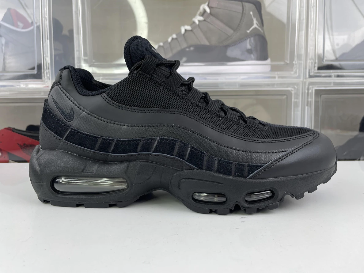 3683 Air Max 95 Essential 'Triple Black' SportInspired 2526