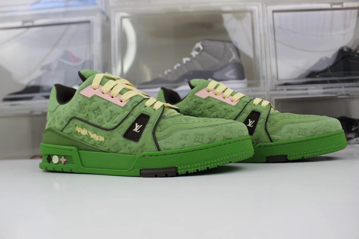 3693 Louis Vuitton LV trainer Black Chocolate MS0224 Green Affordable 210