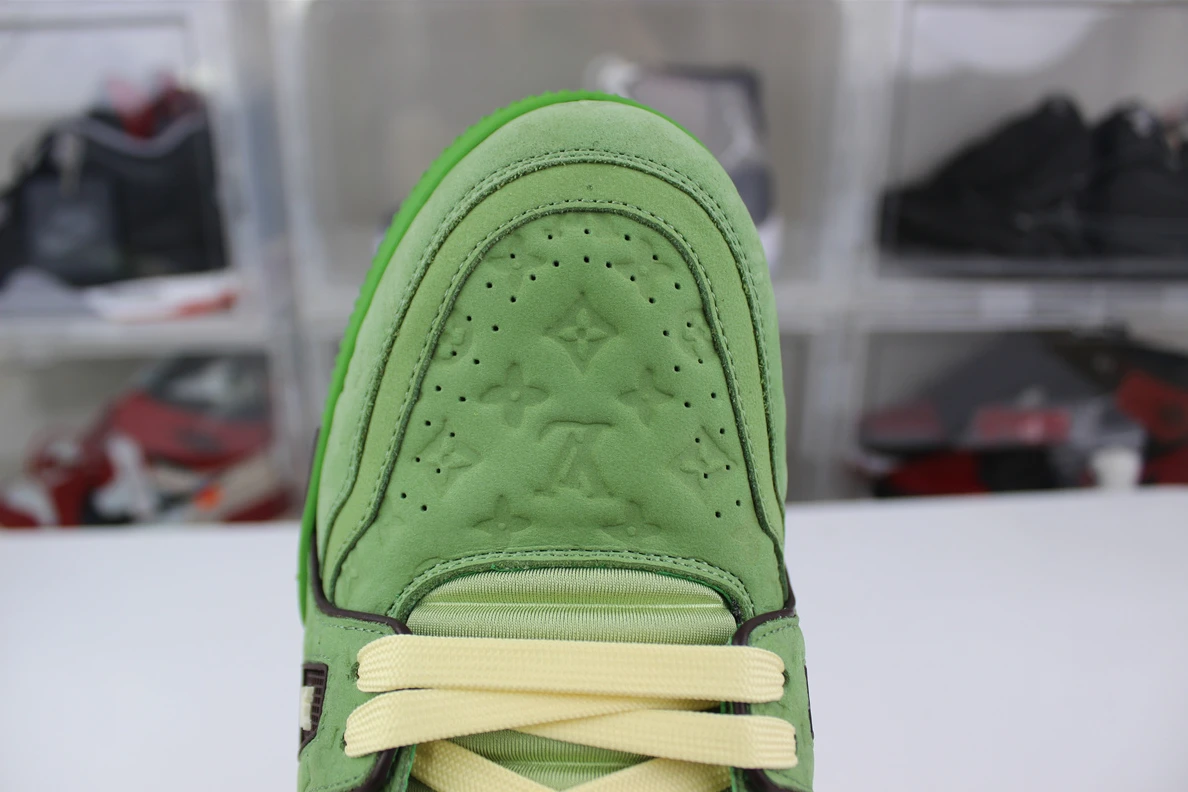 3693 Louis Vuitton LV trainer Black Chocolate MS0224 Green Affordable 210
