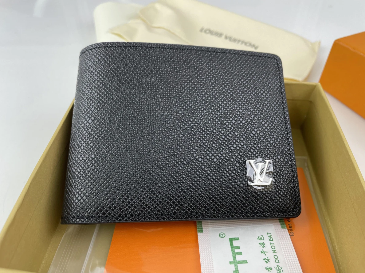 3700 LV Multiple Black Wallet ( 11.5 x 9 x 1.5 cm) NewStyle 383